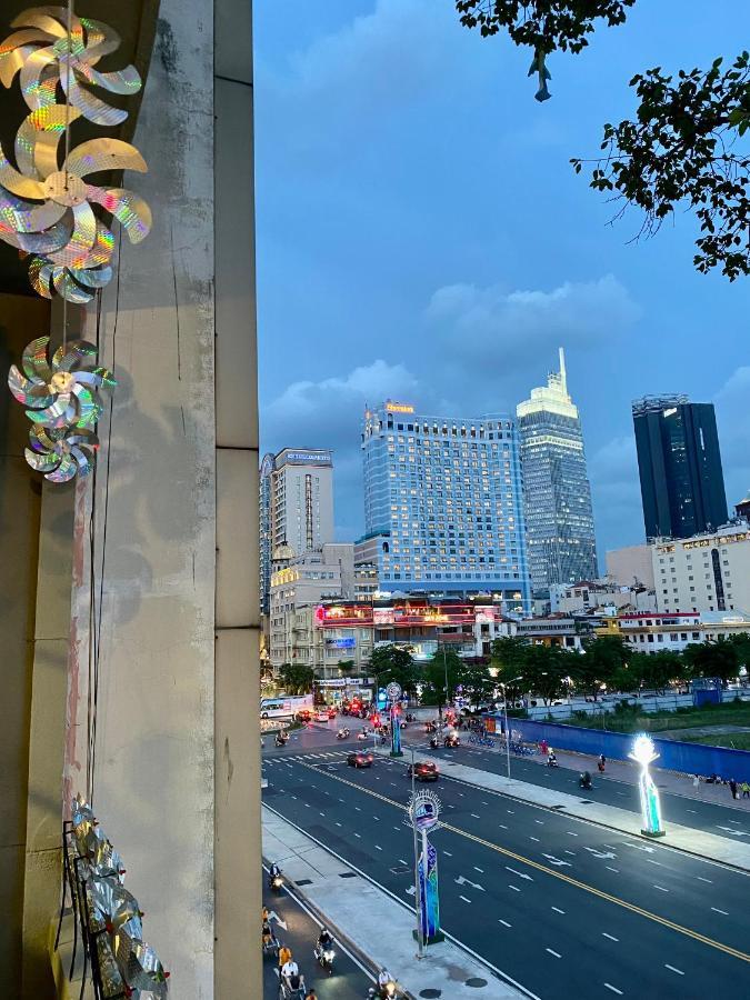Le Bijou Chic In The Heart Of Saigon Charm With View Apartment Ho Chi Minh City Exterior photo